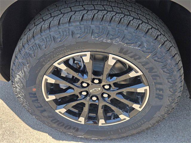 new 2026 Chevrolet Traverse car, priced at $56,925