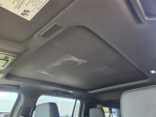 new 2025 Chevrolet Suburban car, priced at $93,406