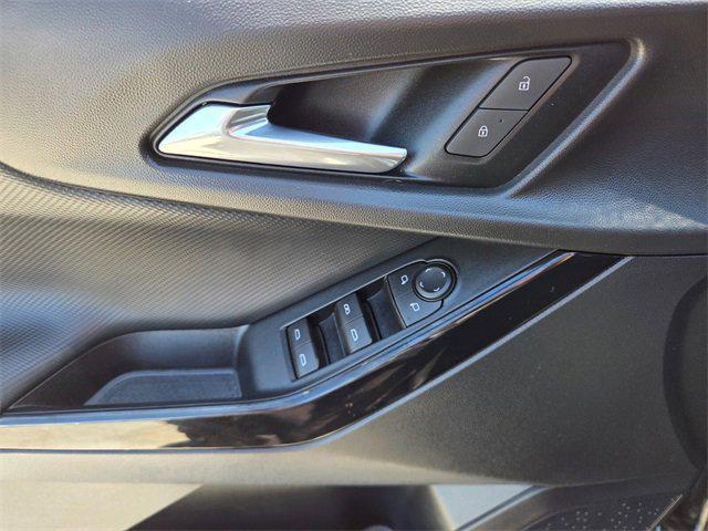 used 2025 Chevrolet Equinox car, priced at $29,900