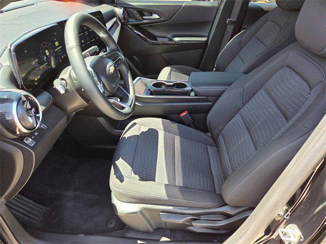 used 2025 Chevrolet Equinox car, priced at $29,900