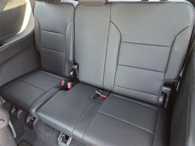 new 2025 Chevrolet Traverse car, priced at $57,601
