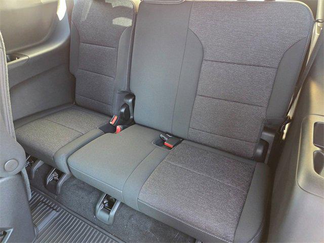 new 2026 Chevrolet Traverse car, priced at $49,068