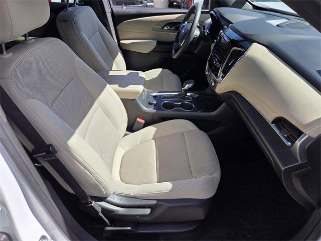 used 2023 Chevrolet Traverse car, priced at $29,900