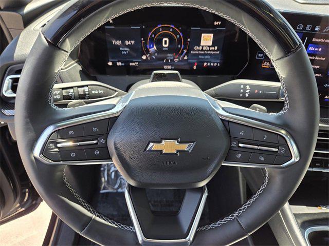 used 2025 Chevrolet Traverse car, priced at $52,900