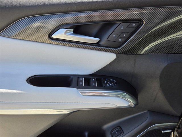 used 2025 Chevrolet Traverse car, priced at $52,900