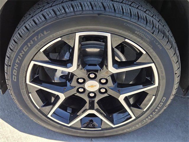 used 2025 Chevrolet Traverse car, priced at $52,900