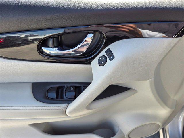 used 2020 Nissan Rogue Sport car, priced at $18,900