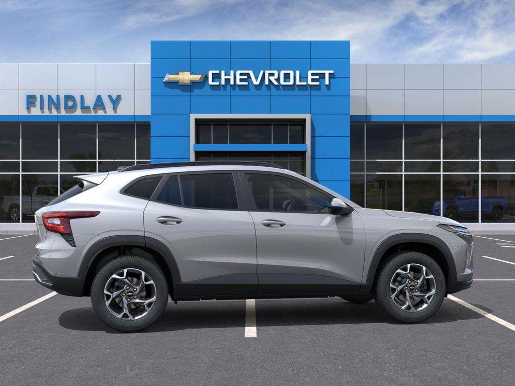 new 2025 Chevrolet Trax car, priced at $25,692