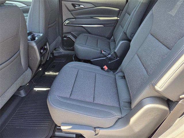 new 2026 Chevrolet Traverse car, priced at $49,068