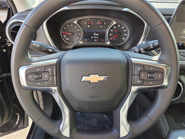 new 2025 Chevrolet Blazer car, priced at $39,353