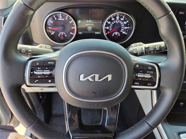 used 2022 Kia Carnival car, priced at $24,500