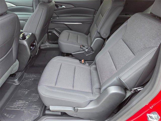 new 2026 Chevrolet Traverse car, priced at $49,548