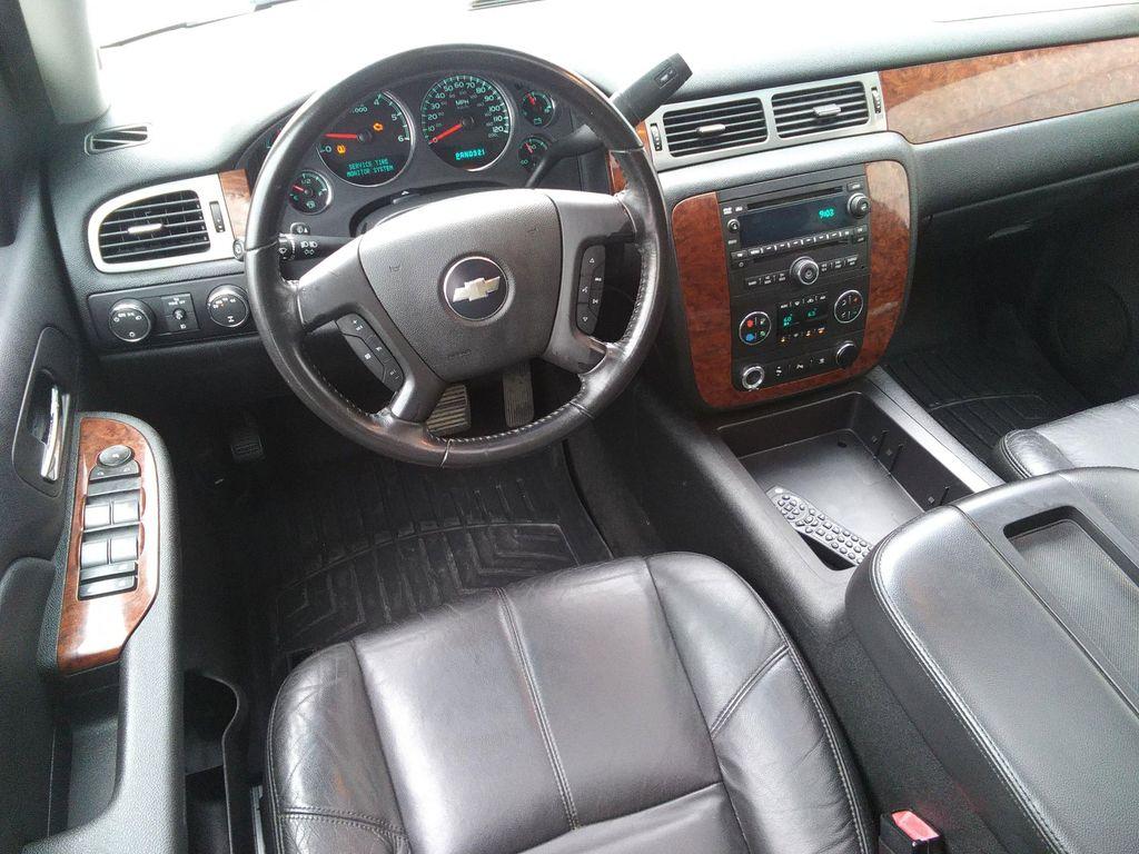 used 2008 Chevrolet Suburban car, priced at $5,999