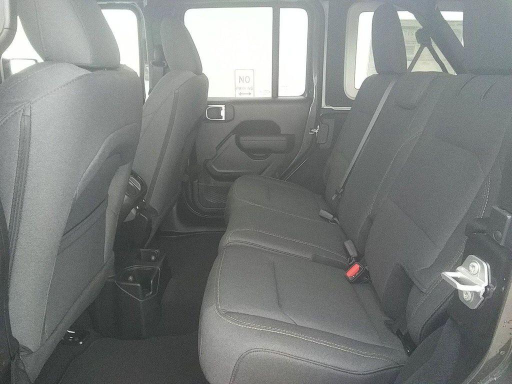 new 2025 Jeep Wrangler car, priced at $47,977