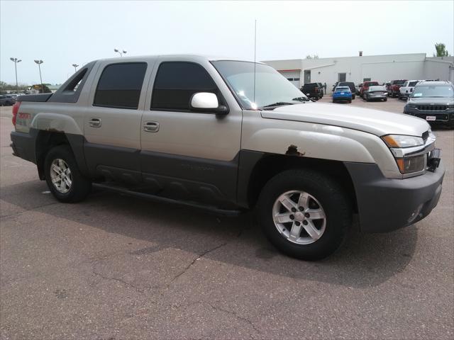 used 2003 Chevrolet Avalanche car, priced at $4,999