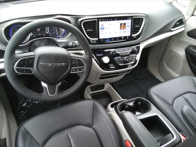 used 2024 Chrysler Pacifica car, priced at $38,975