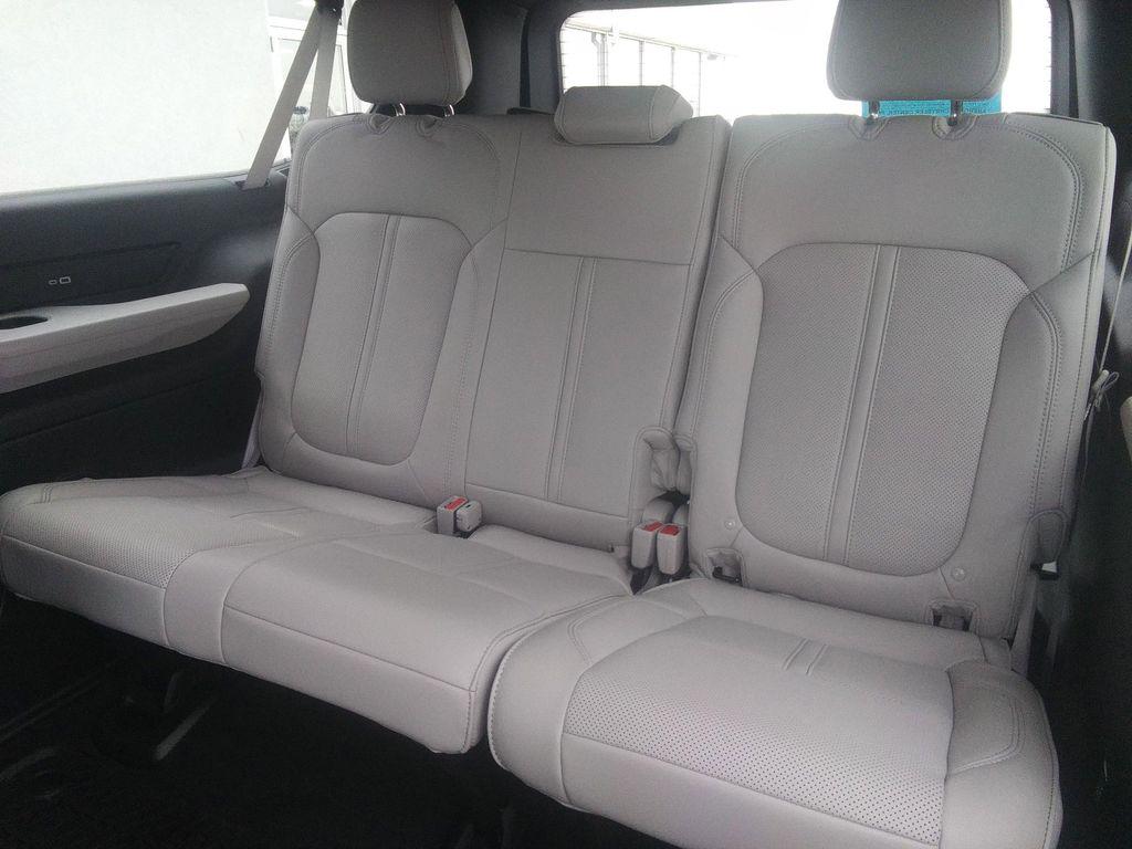 new 2025 Jeep Wagoneer L car, priced at $69,977