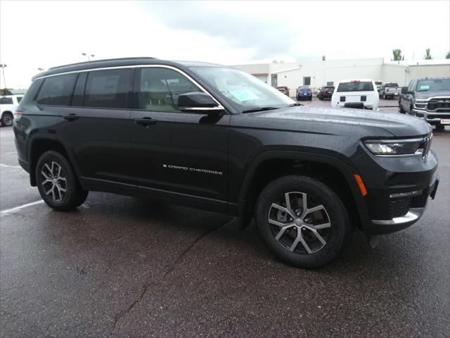 new 2025 Jeep Grand Cherokee L car, priced at $45,977