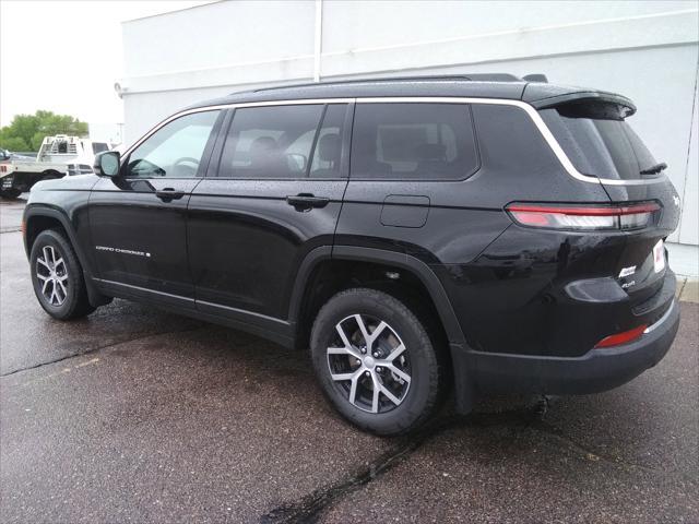new 2025 Jeep Grand Cherokee L car, priced at $45,977