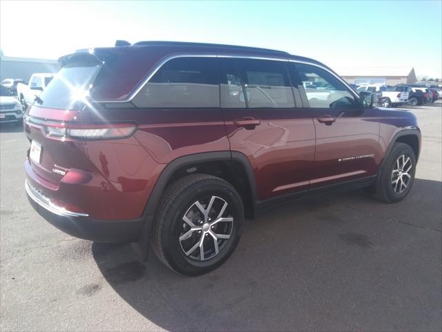 new 2025 Jeep Grand Cherokee car, priced at $42,977
