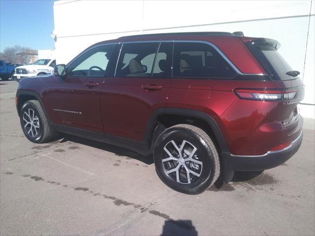 new 2025 Jeep Grand Cherokee car, priced at $42,977