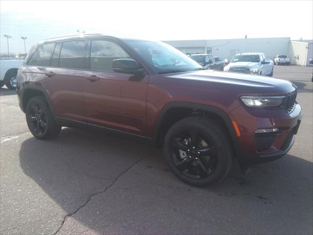 new 2025 Jeep Grand Cherokee car, priced at $45,977
