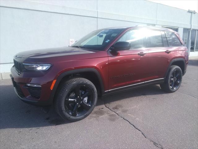 new 2025 Jeep Grand Cherokee car, priced at $45,977