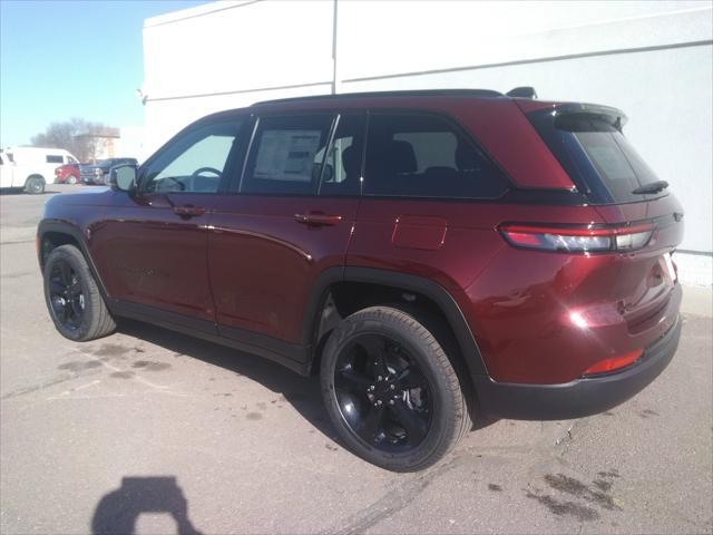 new 2025 Jeep Grand Cherokee car, priced at $45,977
