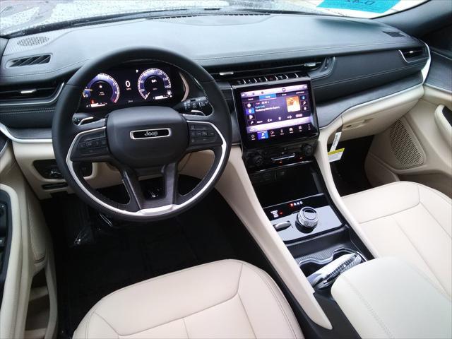 new 2025 Jeep Grand Cherokee car, priced at $43,977