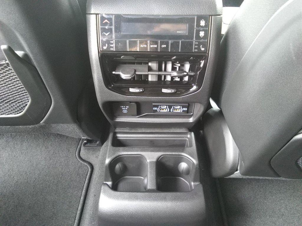 new 2025 Jeep Grand Cherokee L car, priced at $48,977