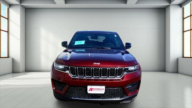 new 2024 Jeep Grand Cherokee car, priced at $40,977