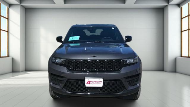 new 2024 Jeep Grand Cherokee car, priced at $40,477