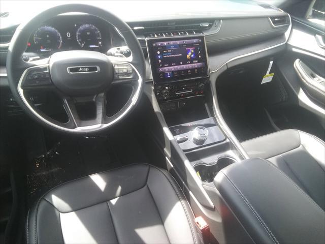 new 2025 Jeep Grand Cherokee L car, priced at $44,977