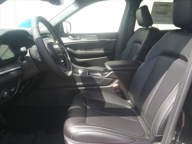 new 2025 Jeep Grand Cherokee L car, priced at $44,977