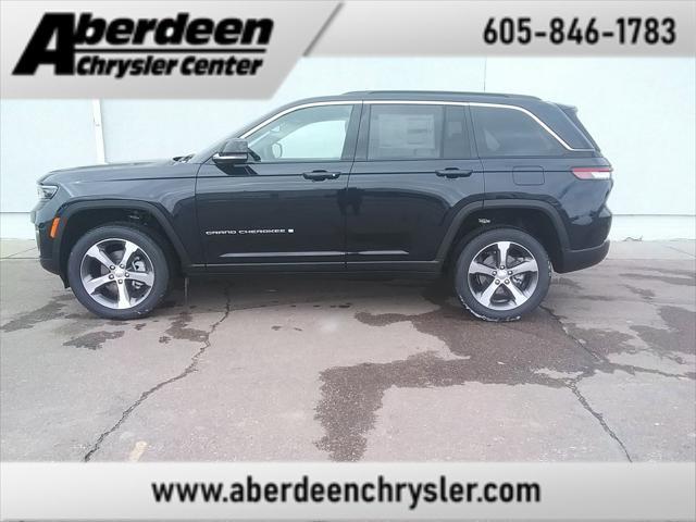 new 2024 Jeep Grand Cherokee car, priced at $44,977