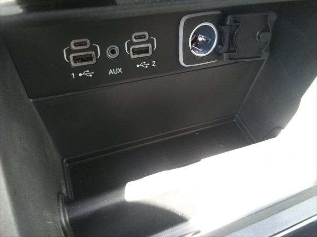 new 2025 Jeep Grand Cherokee car, priced at $43,977