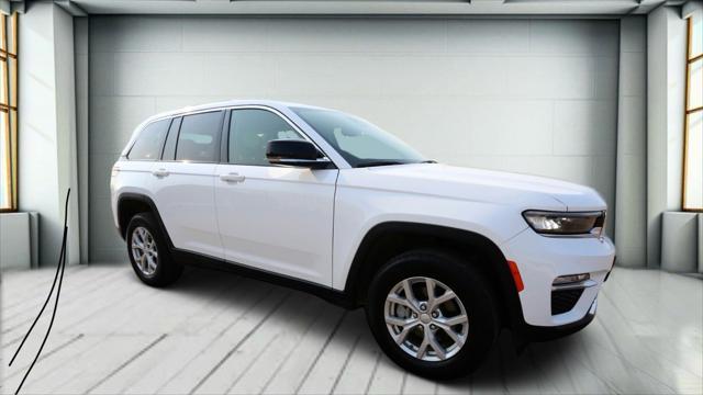 used 2023 Jeep Grand Cherokee car, priced at $36,950