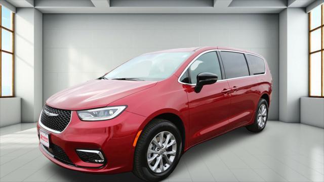 new 2025 Chrysler Pacifica car, priced at $46,977