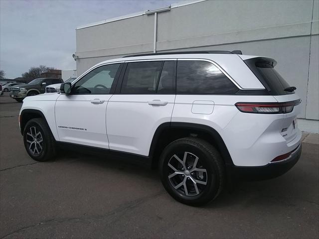 new 2025 Jeep Grand Cherokee car, priced at $41,977