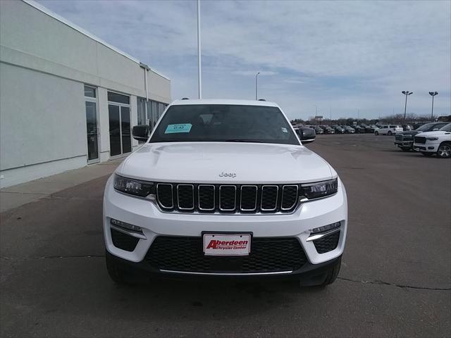 new 2025 Jeep Grand Cherokee car, priced at $41,977
