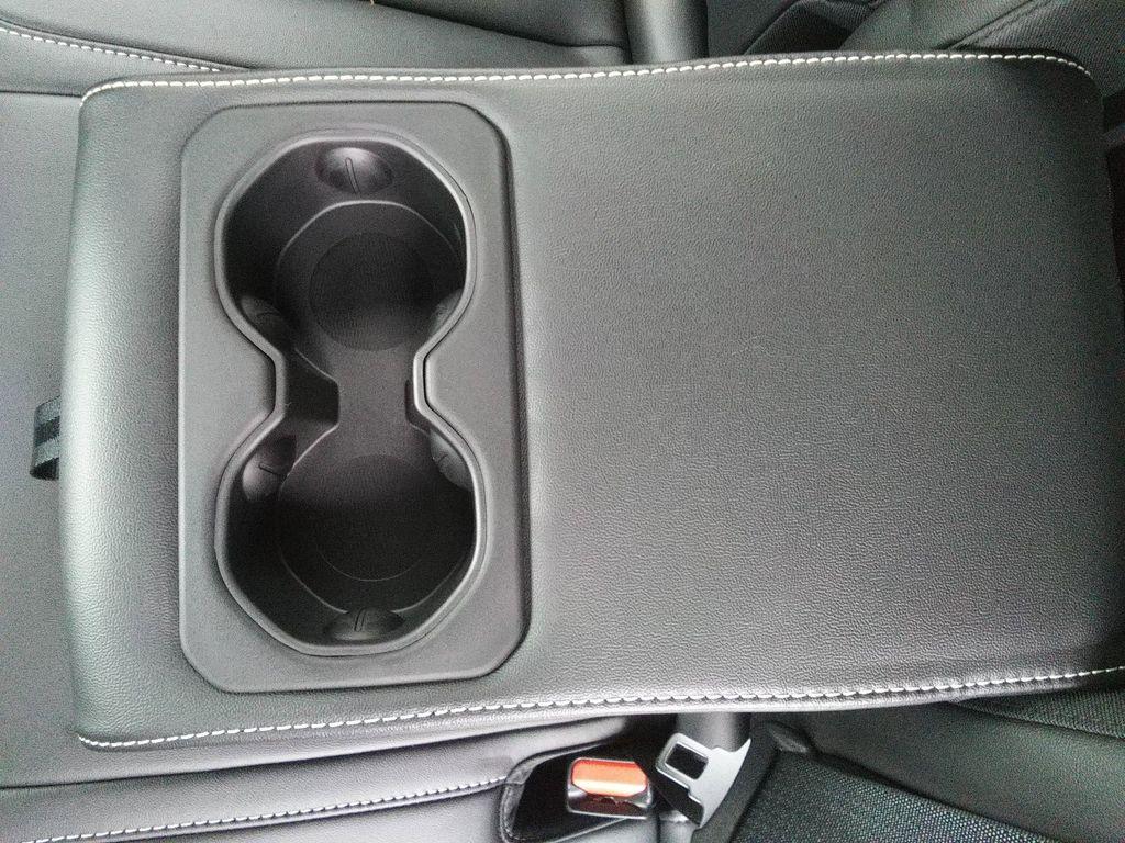 new 2025 Jeep Grand Cherokee car, priced at $43,977