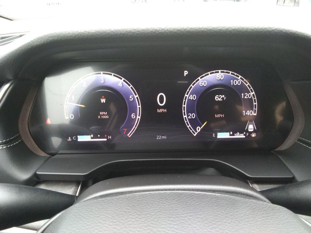 new 2025 Jeep Grand Cherokee car, priced at $43,977