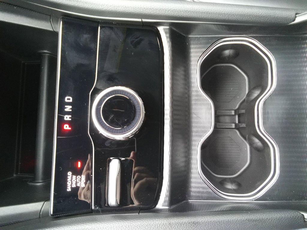 new 2025 Jeep Grand Cherokee car, priced at $43,977