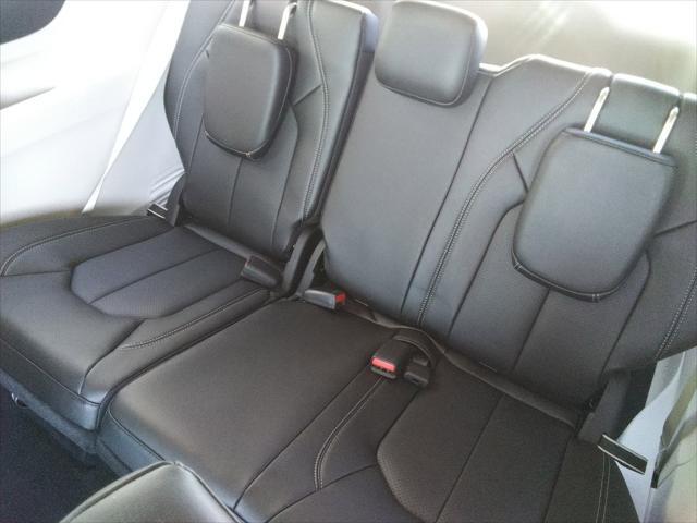 used 2023 Chrysler Pacifica car, priced at $31,975