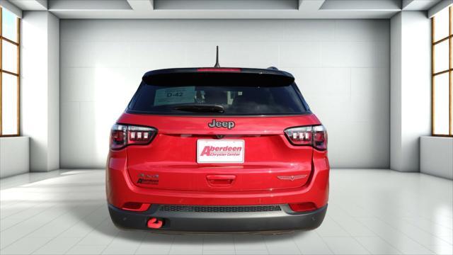 new 2025 Jeep Compass car, priced at $33,477