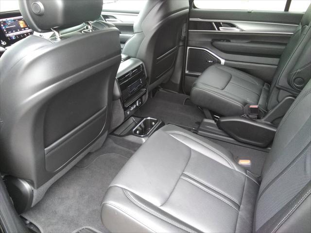 new 2025 Jeep Wagoneer L car, priced at $72,977