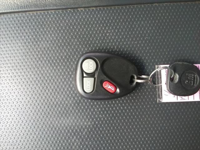 used 2000 GMC Sierra 1500 car, priced at $5,999