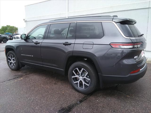 new 2025 Jeep Grand Cherokee L car, priced at $45,977