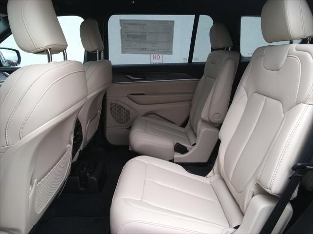 new 2025 Jeep Grand Cherokee L car, priced at $45,977