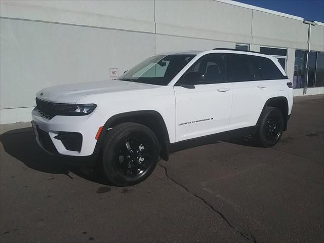 new 2025 Jeep Grand Cherokee car, priced at $41,977